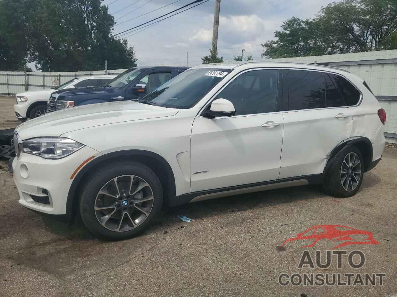 BMW X5 2018 - 5UXKR0C54JL071075