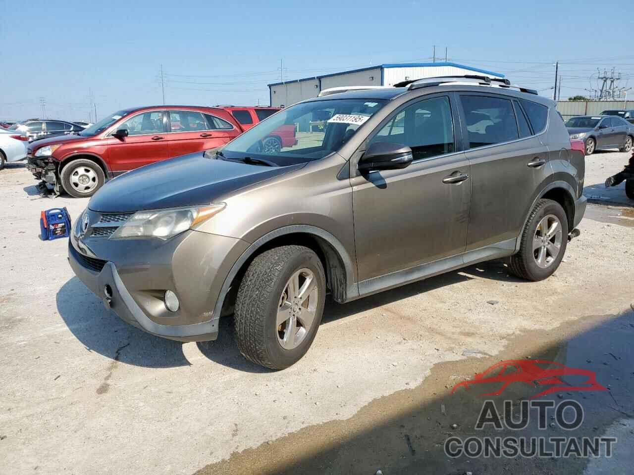 TOYOTA RAV4 2015 - JTMWFREV2FD057593