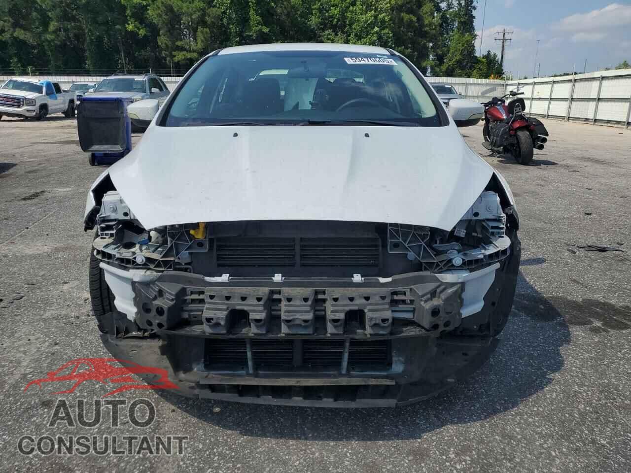 FORD FOCUS 2017 - 1FADP3F26HL309415