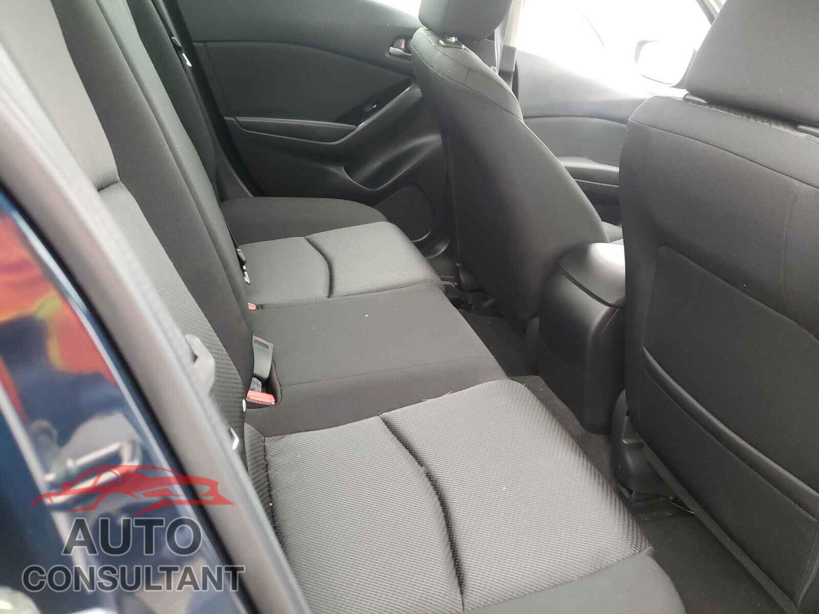 MAZDA 3 2017 - 3MZBN1U73HM139956