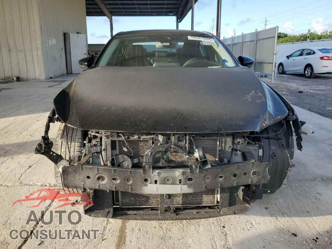 MAZDA 3 2019 - JM1BPACL0K1108700