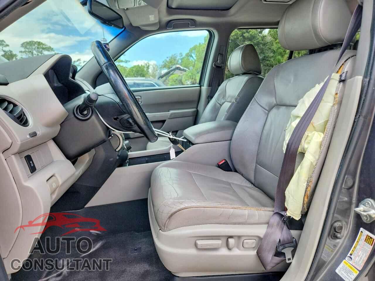HONDA PILOT 2012 - 5FNYF4H61CB043155
