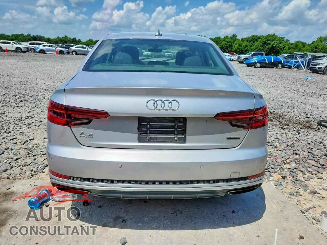 AUDI A4 2019 - WAUENAF49KA028154