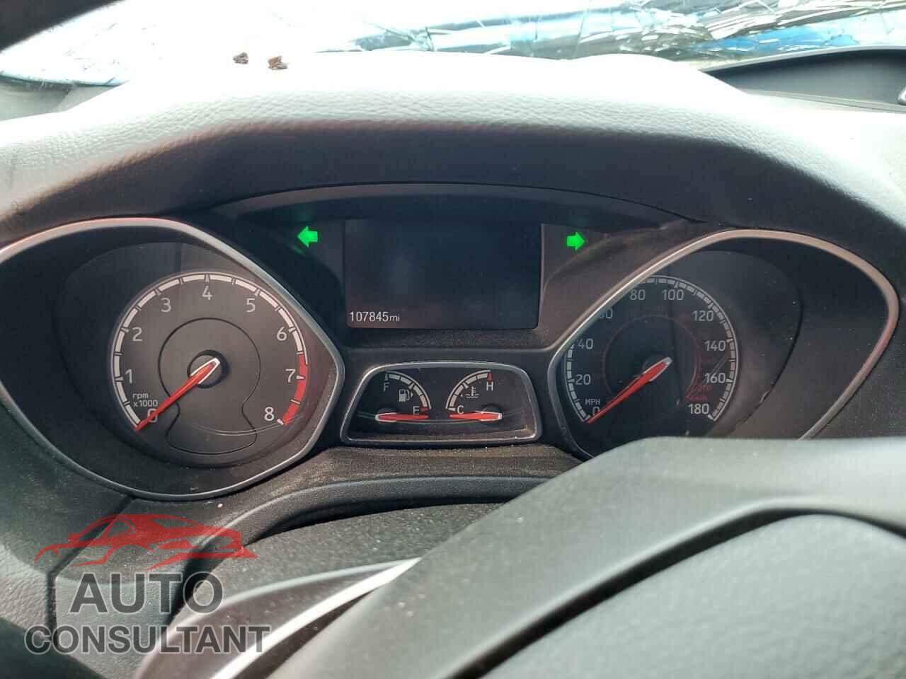 FORD FOCUS 2017 - 1FADP3L95HL320441