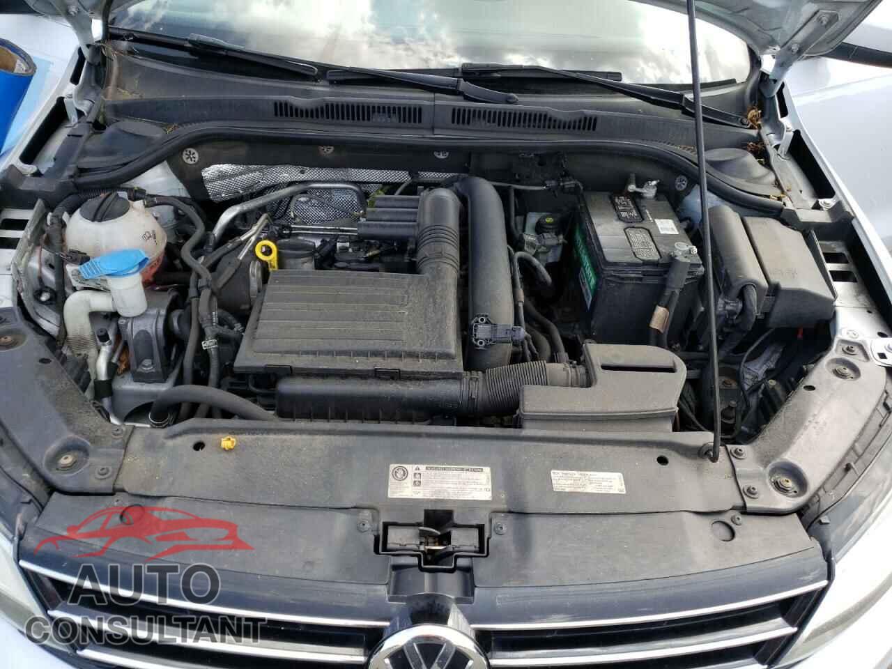VOLKSWAGEN JETTA 2017 - 3VW2B7AJ6HM371012