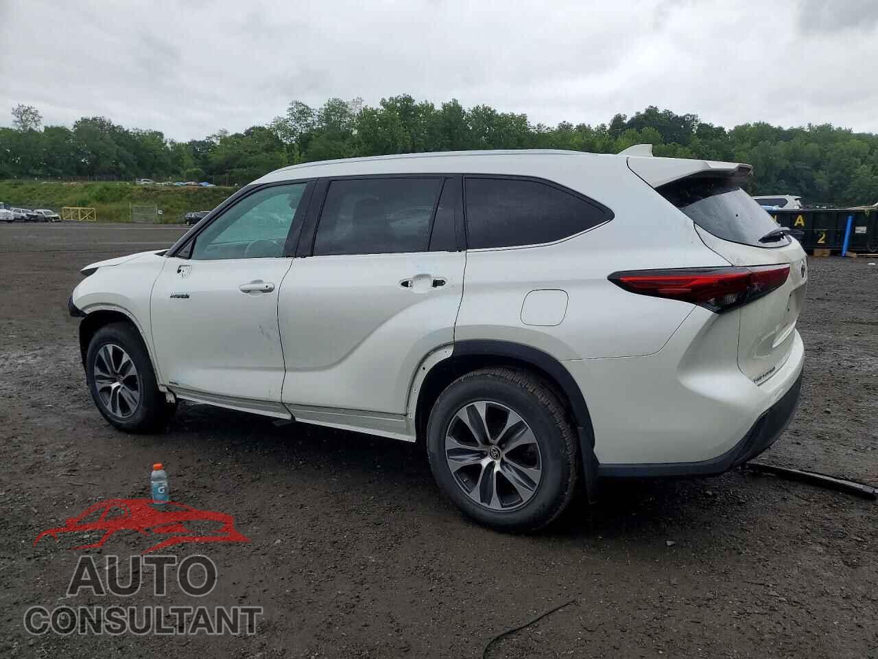 TOYOTA HIGHLANDER 2021 - 5TDGBRCH0MS034411