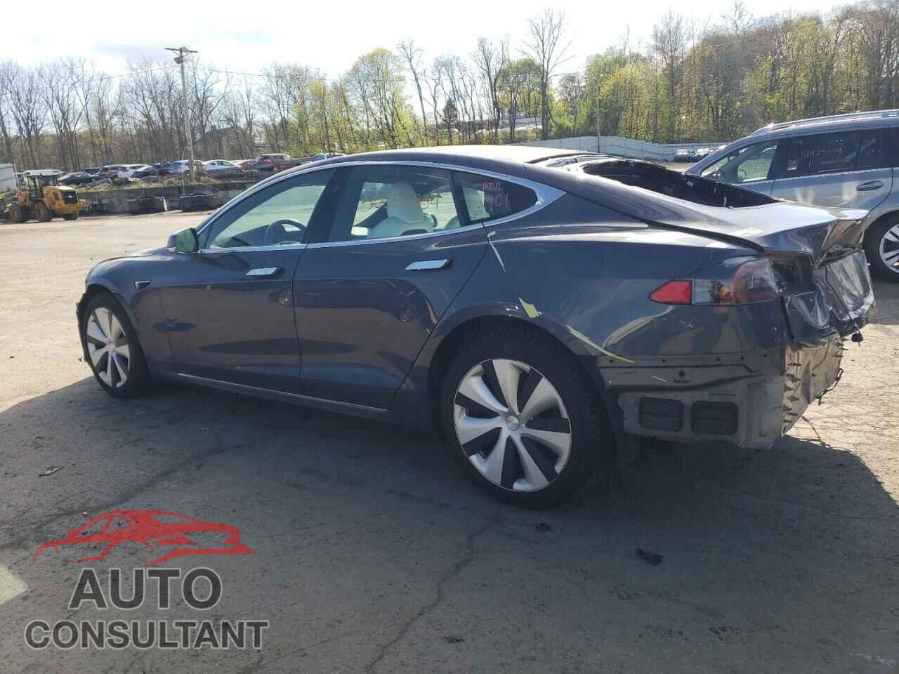 TESLA MODEL S 2020 - 5YJSA1E26LF381901