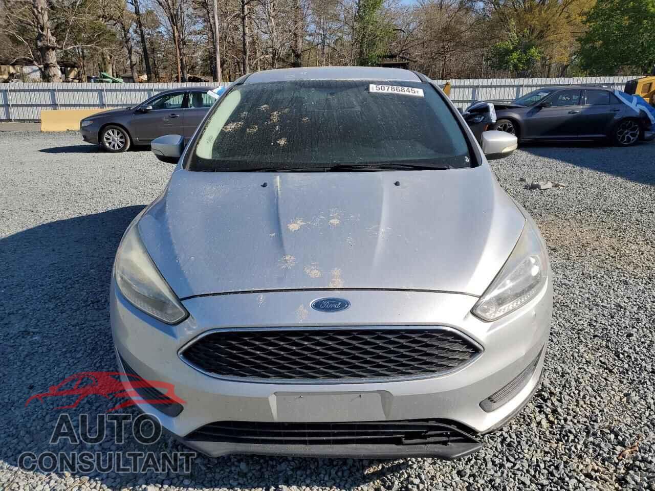 FORD FOCUS 2017 - 1FADP3F22HL270063