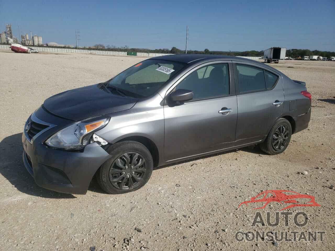 NISSAN VERSA 2018 - 3N1CN7AP5JL871261