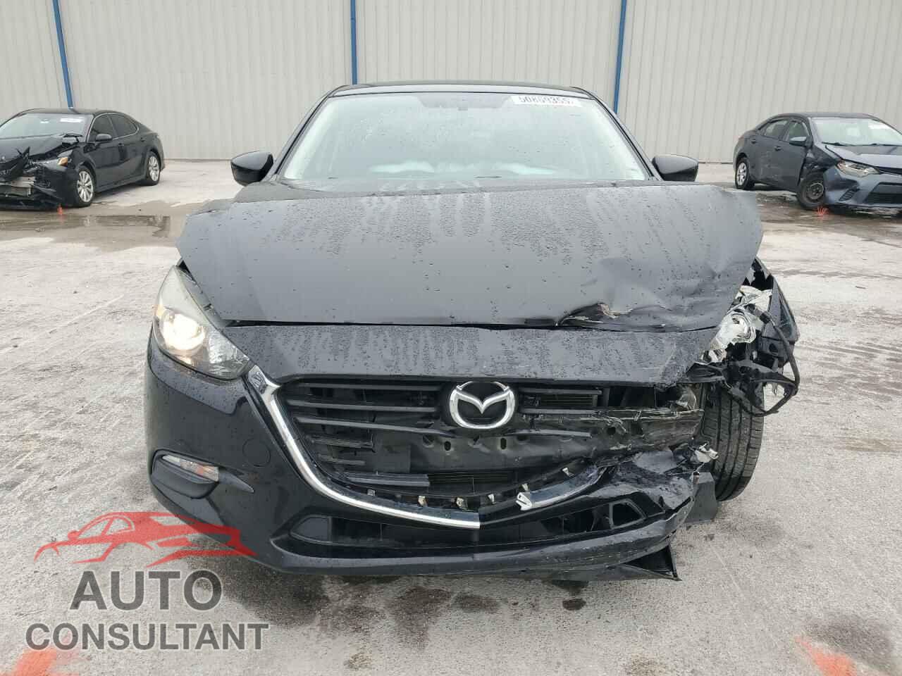 MAZDA 3 2017 - 3MZBN1U76HM153172