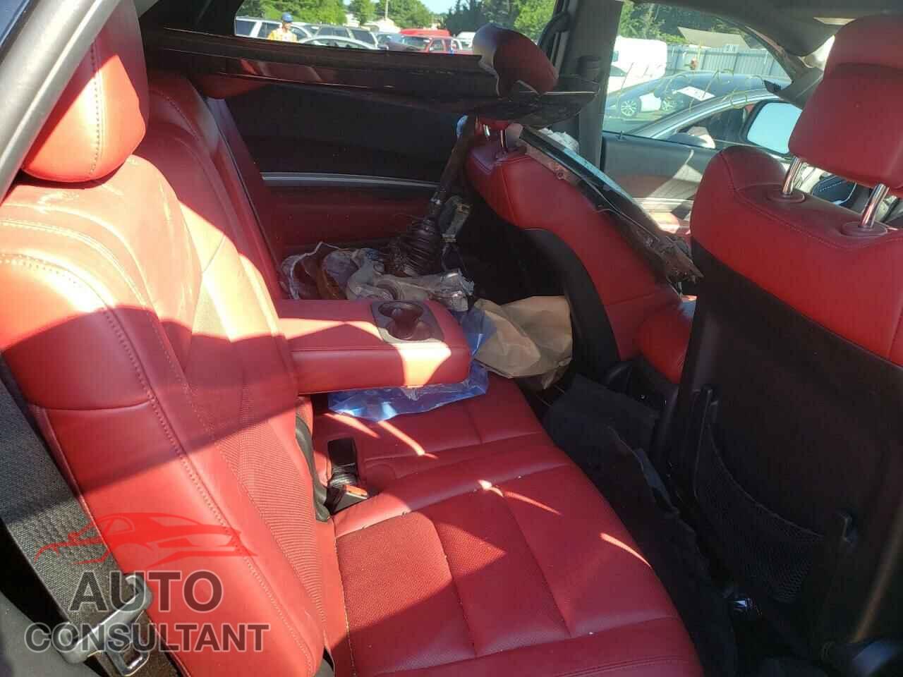 DODGE DURANGO 2018 - 1C4SDJCT8JC404883