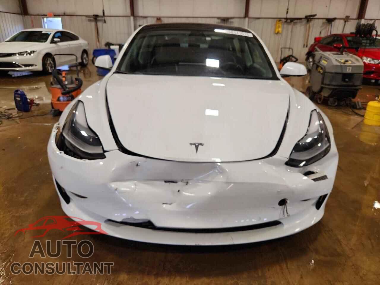 TESLA MODEL 3 2021 - 5YJ3E1EA8MF867353