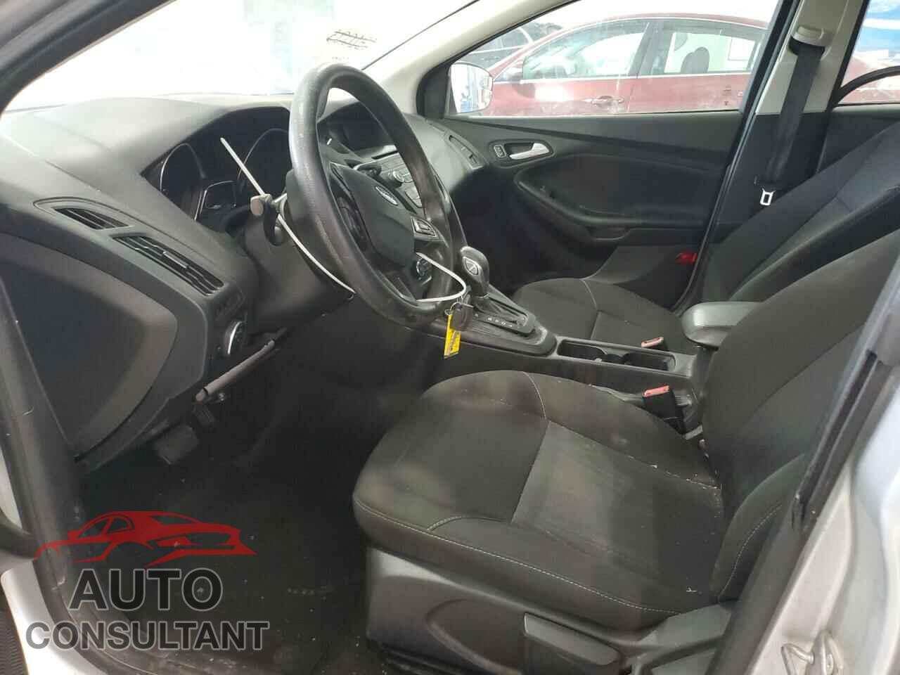 FORD FOCUS 2017 - 1FADP3F29HL332896