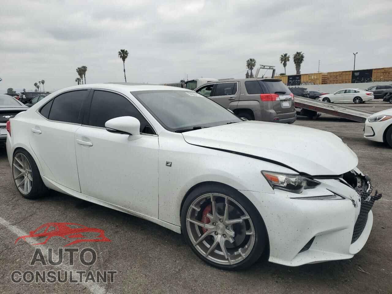 LEXUS IS 2015 - JTHBE1D22F5017758