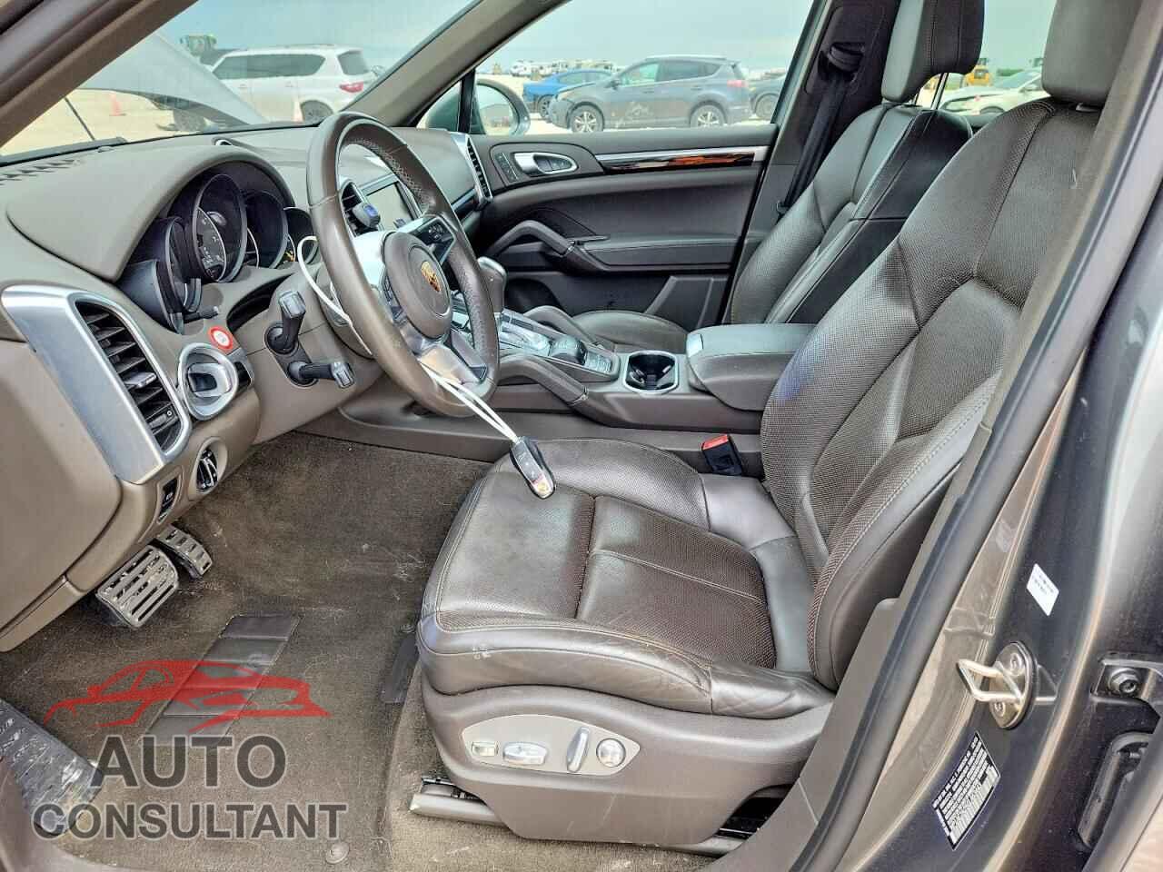 PORSCHE CAYENNE 2016 - WP1AE2A25GLA63443