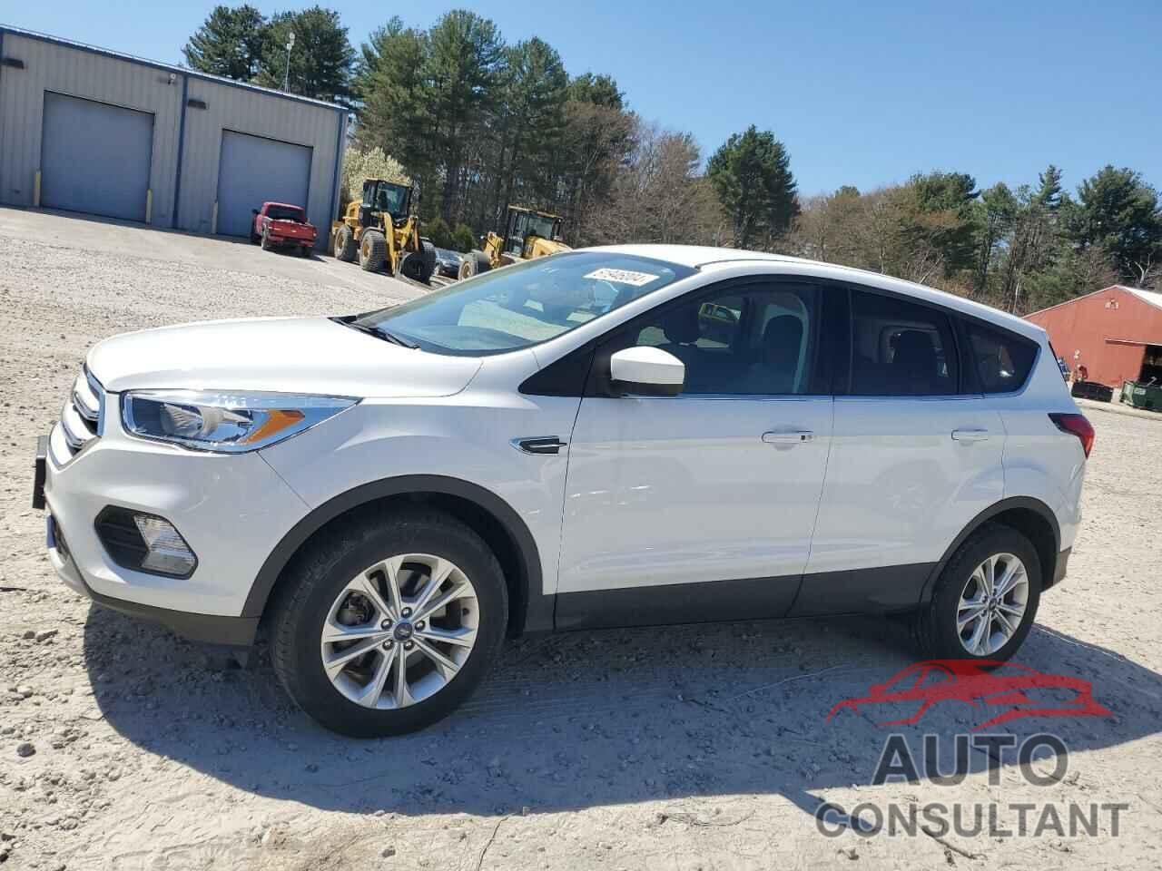 FORD ESCAPE 2019 - 1FMCU9GD1KUA83945