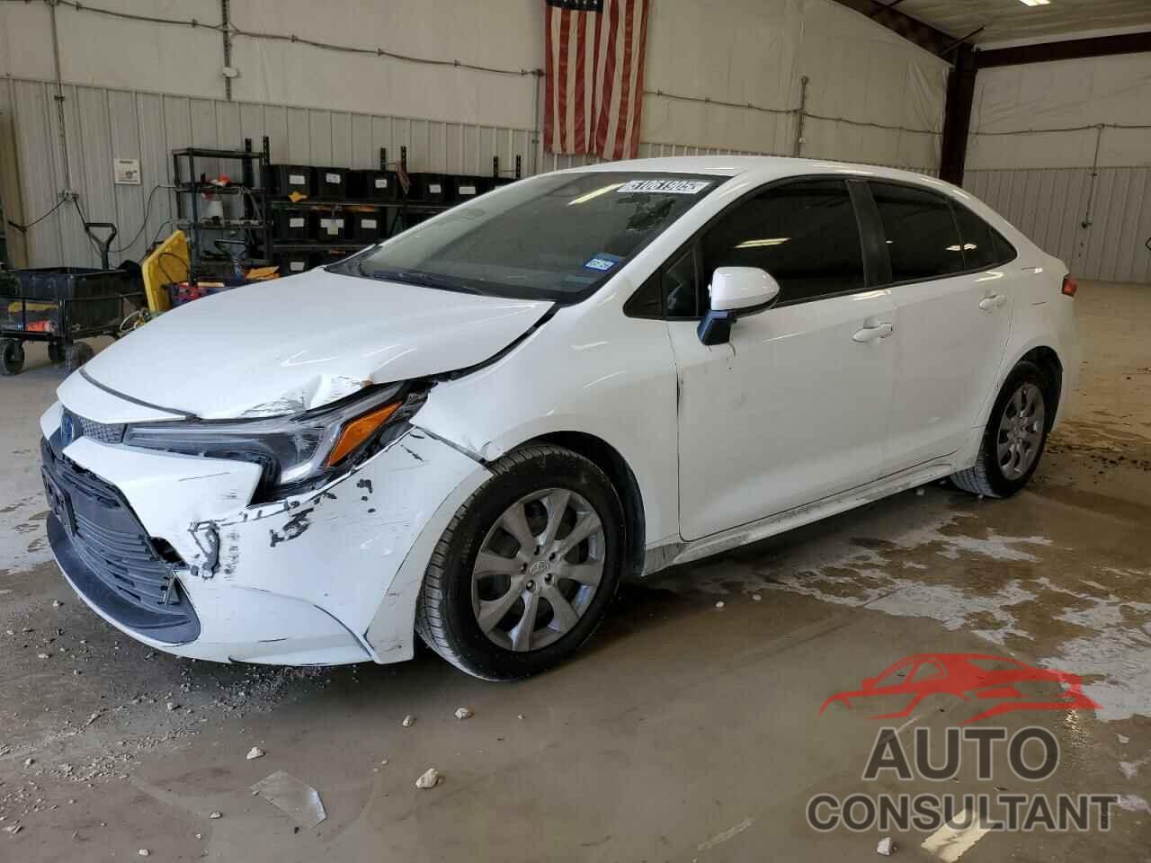 TOYOTA COROLLA 2024 - JTDBCMFE1R3040156
