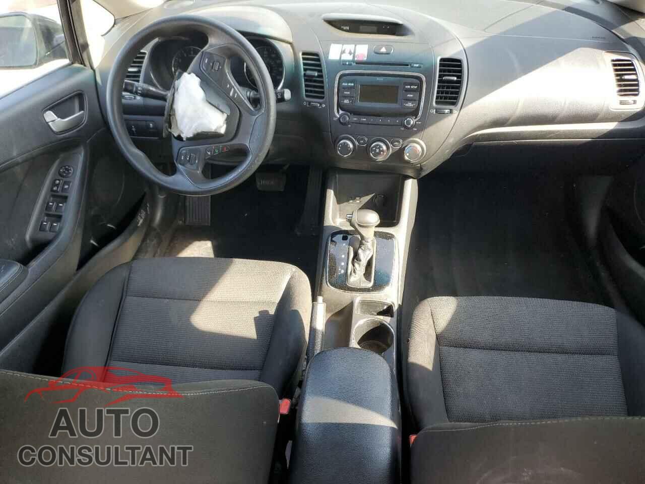 KIA FORTE 2017 - 3KPFK4A74HE149795