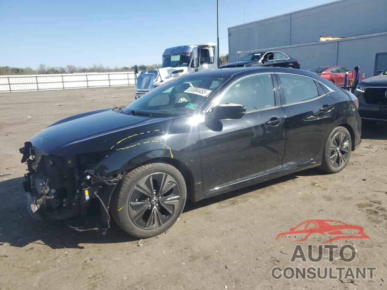 HONDA CIVIC 2018 - SHHFK7H53JU431012