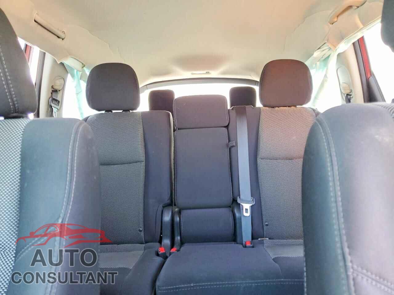 NISSAN PATHFINDER 2017 - 5N1DR2MN2HC698657