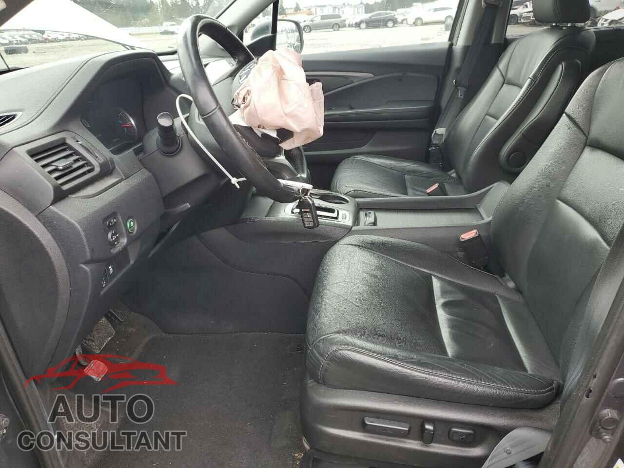 HONDA PILOT 2020 - 5FNYF6H51LB026780