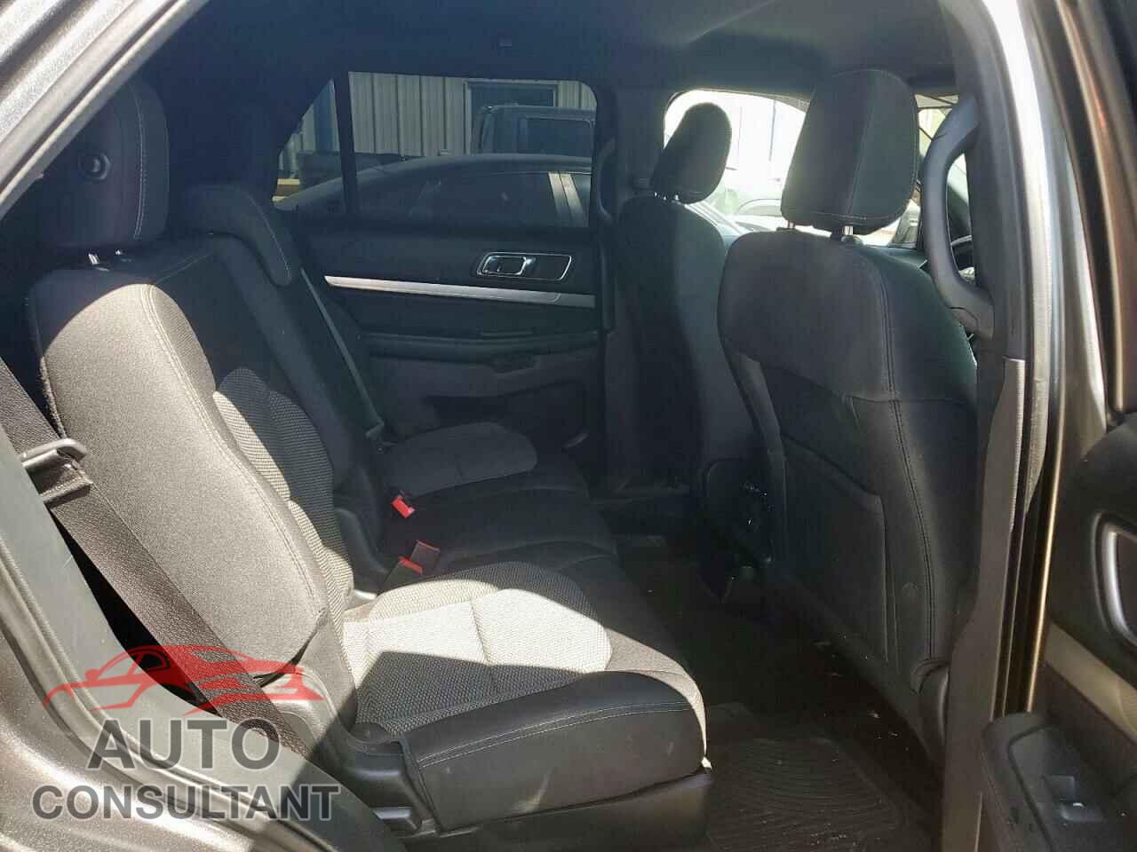 FORD EXPLORER 2018 - 1FM5K7D82JGC54306