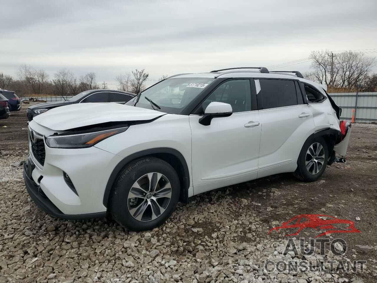 TOYOTA HIGHLANDER 2022 - 5TDGZRBH0NS254176
