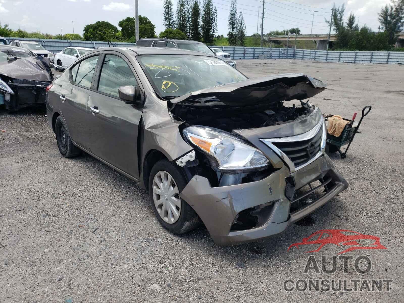 NISSAN VERSA 2017 - 3N1CN7AP2HK413032