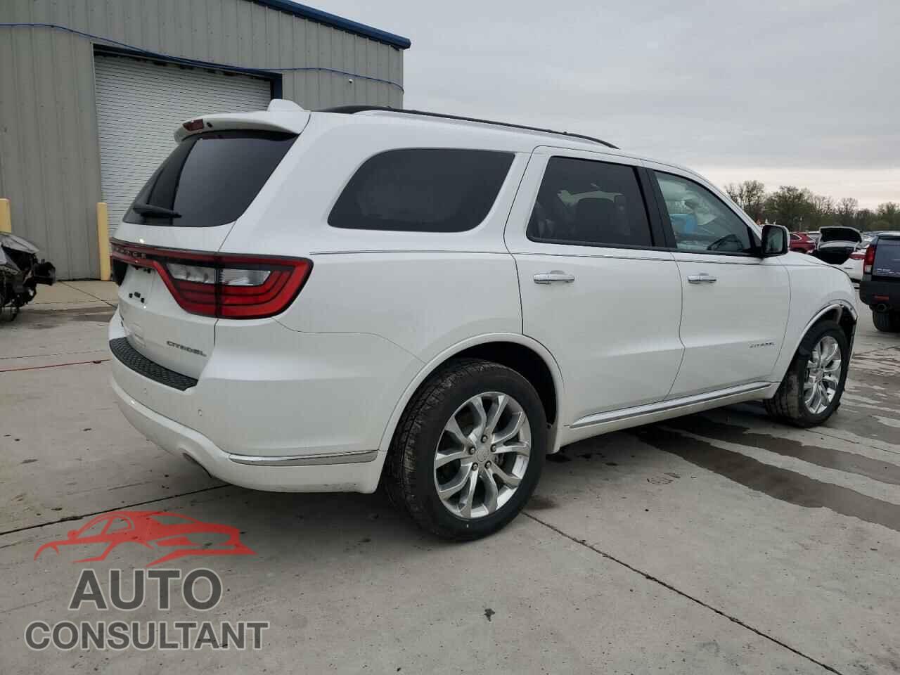 DODGE DURANGO 2018 - 1C4SDJET6JC205327