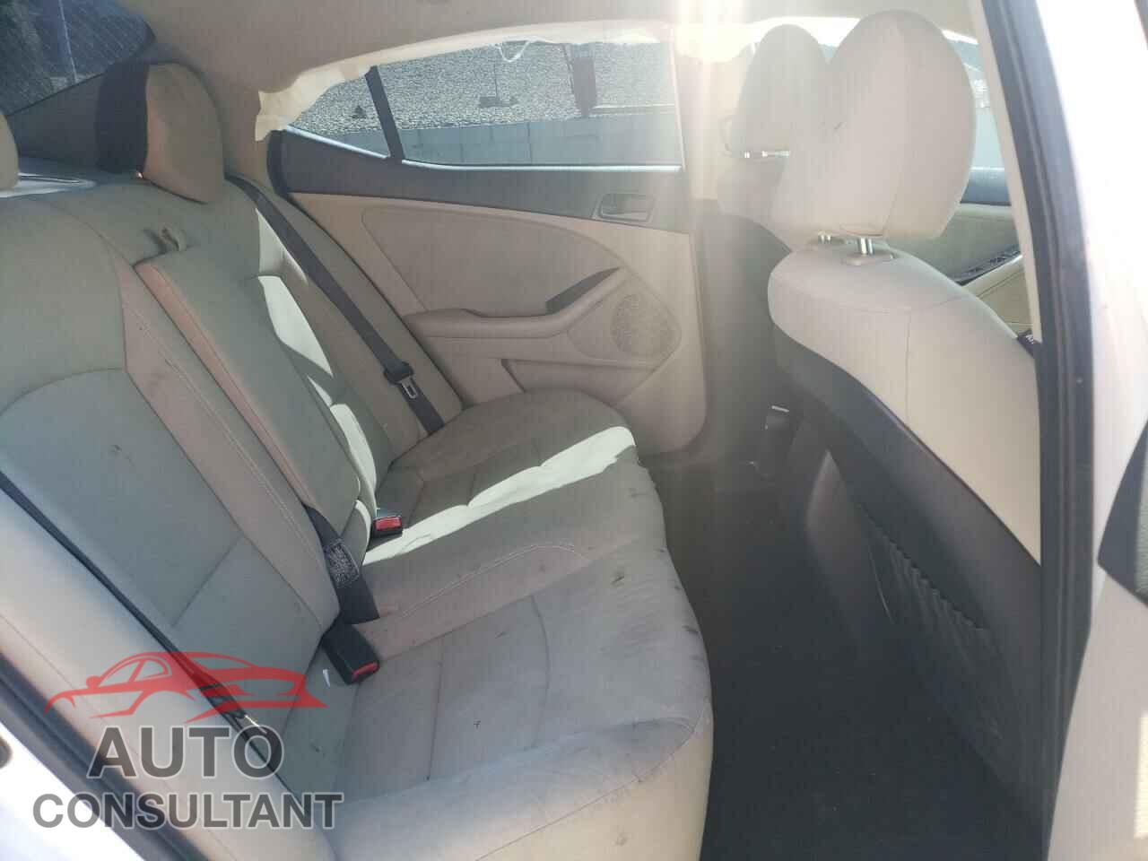 KIA OPTIMA 2015 - KNAGM4A72F5547561