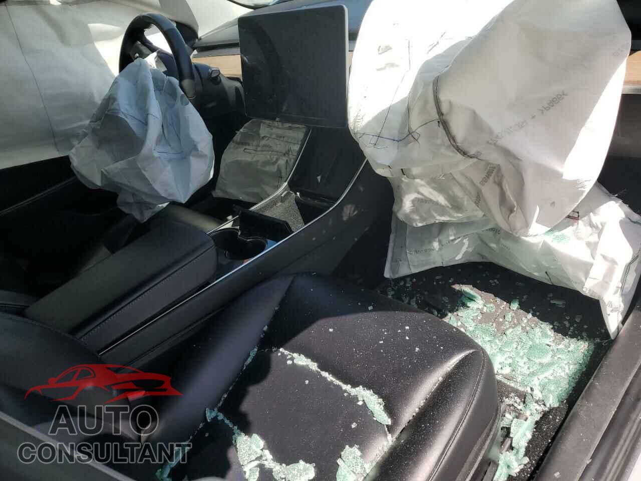 TESLA MODEL 3 2018 - 5YJ3E1EB6JF066148