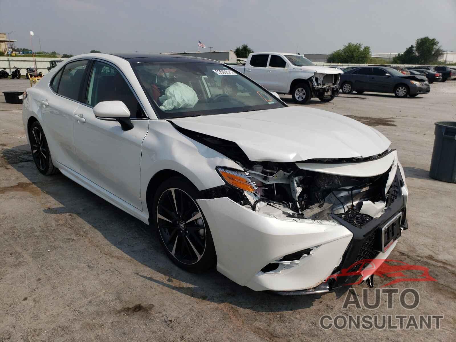 TOYOTA CAMRY 2020 - 4T1KZ1AK8LU039870
