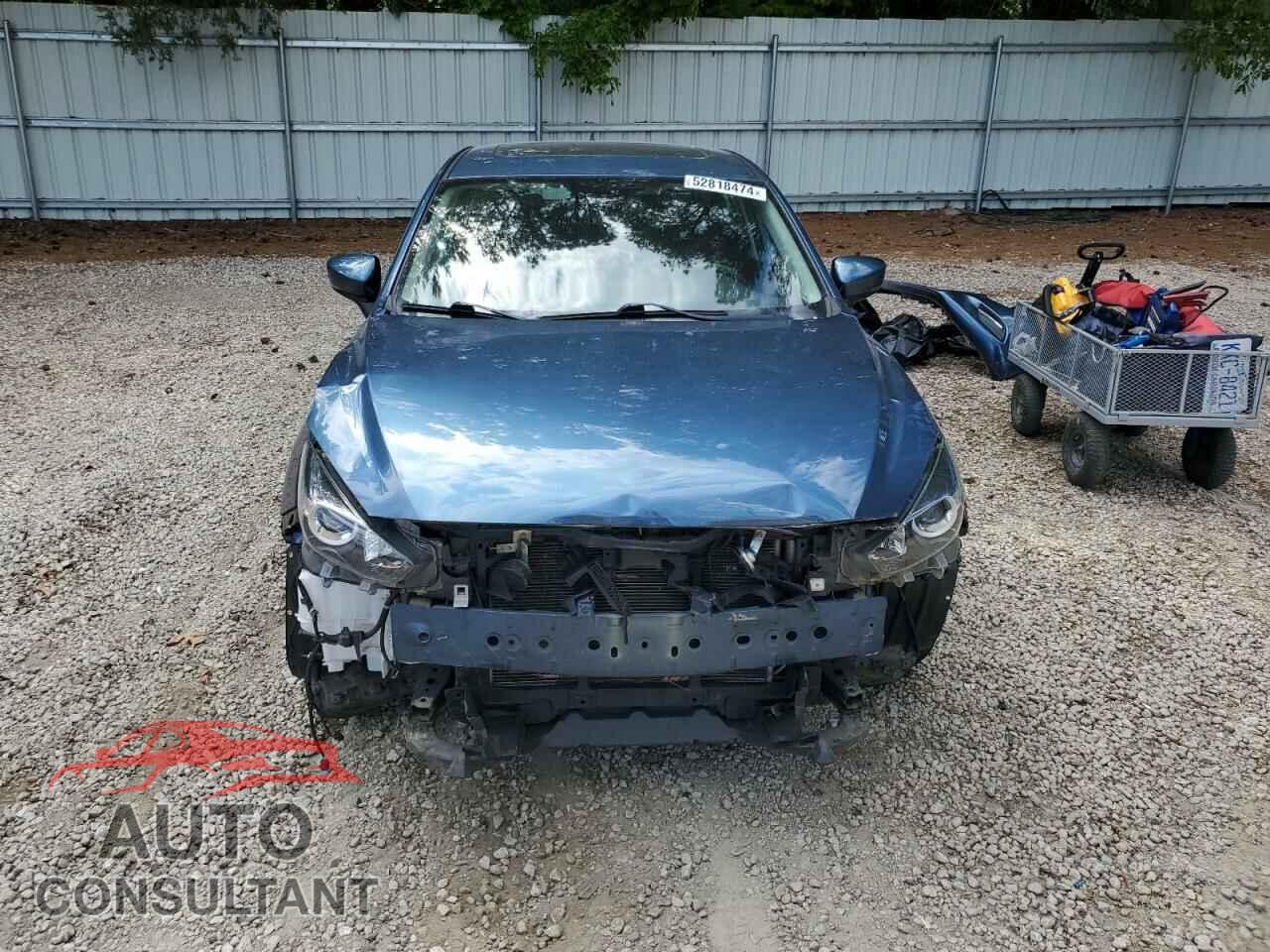 MAZDA 3 2018 - 3MZBN1L37JM217997