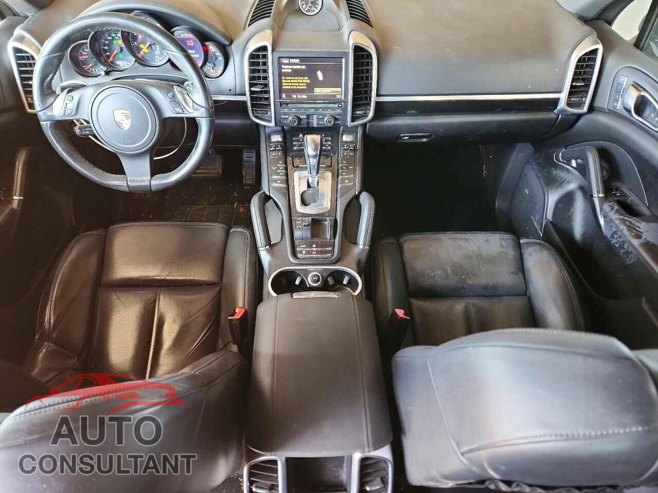 PORSCHE CAYENNE 2012 - WP1AA2A28CLA03758