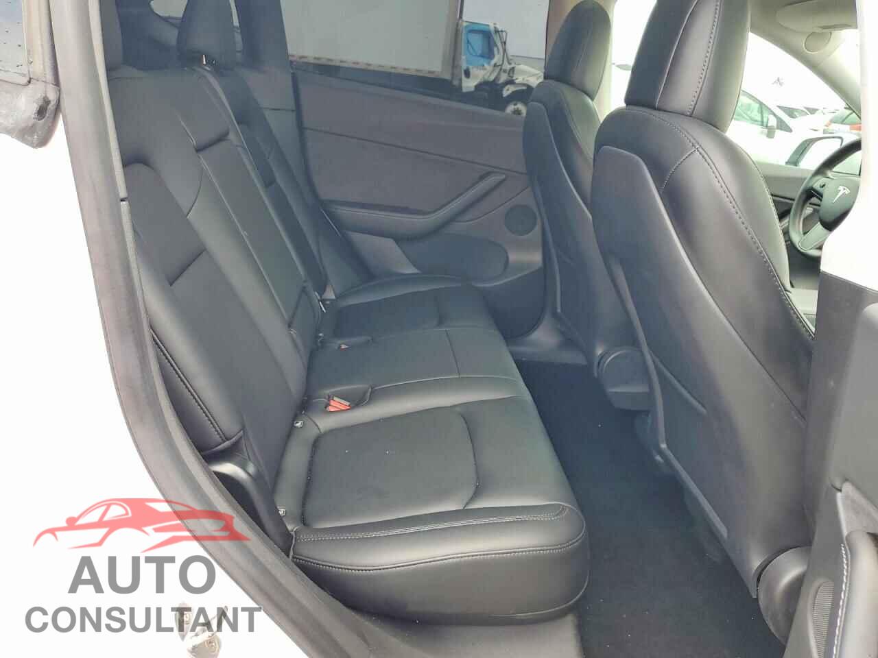 TESLA MODEL Y 2021 - 5YJYGDEE7MF078776