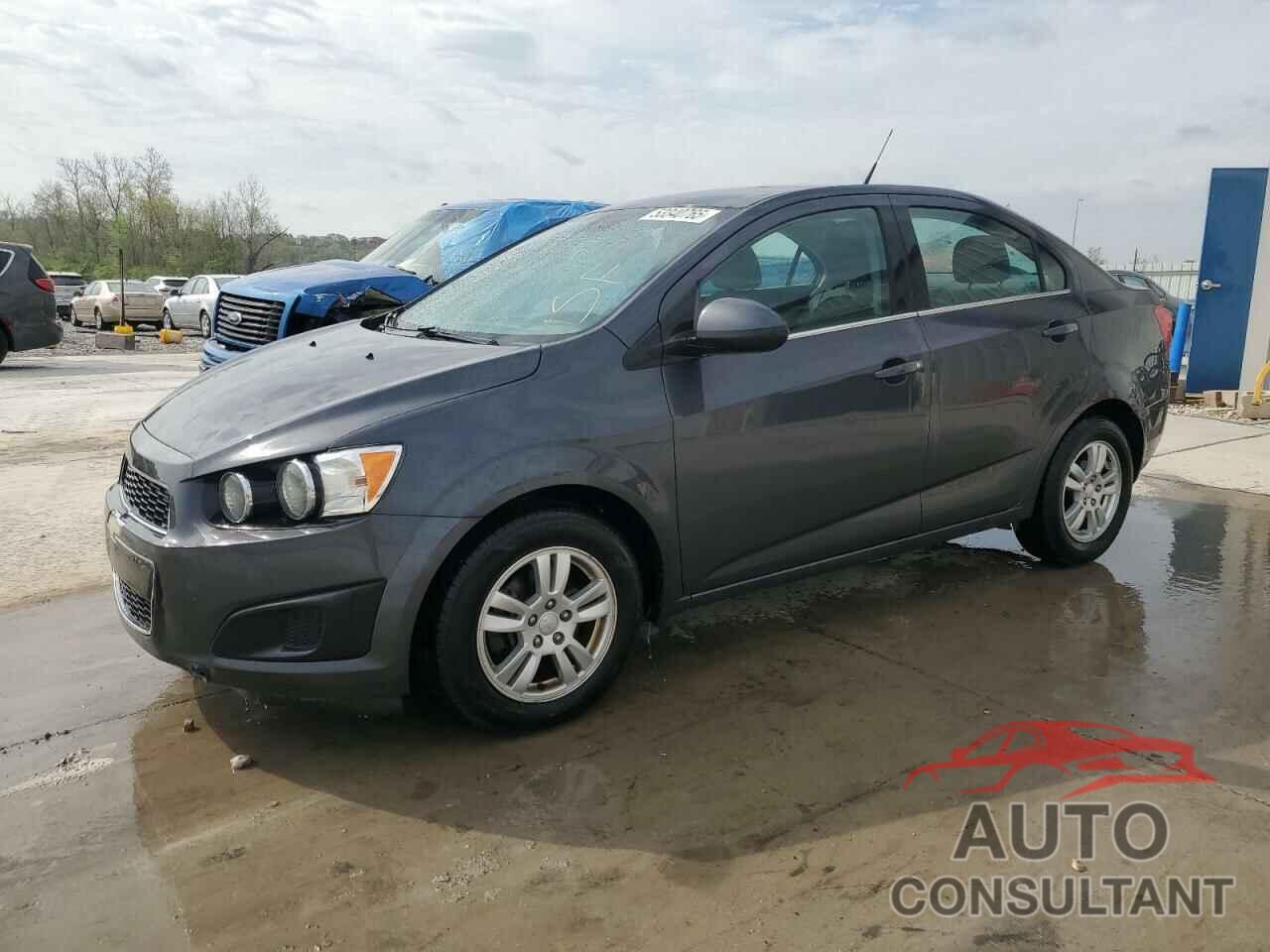 CHEVROLET SONIC 2013 - 1G1JC5SH4D4160613