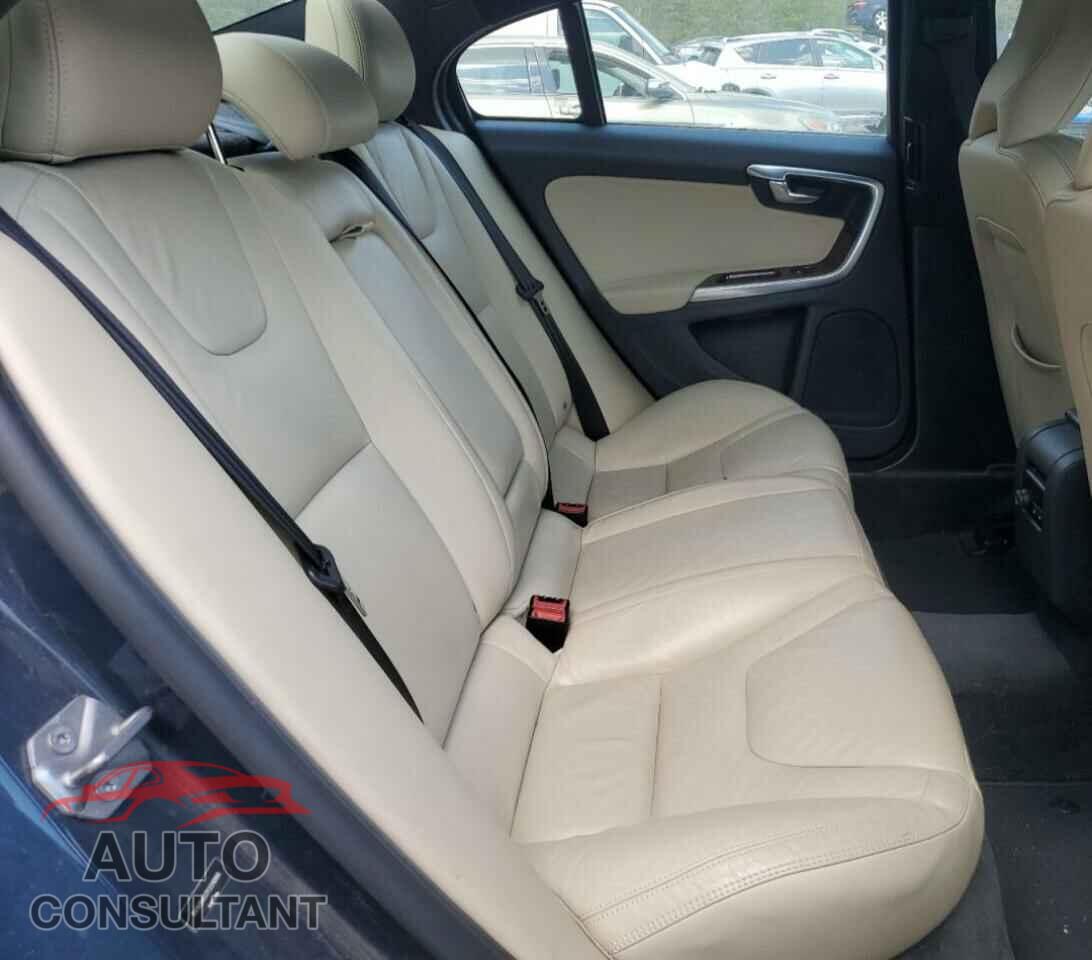VOLVO S60 2015 - YV149MFC7F2316986