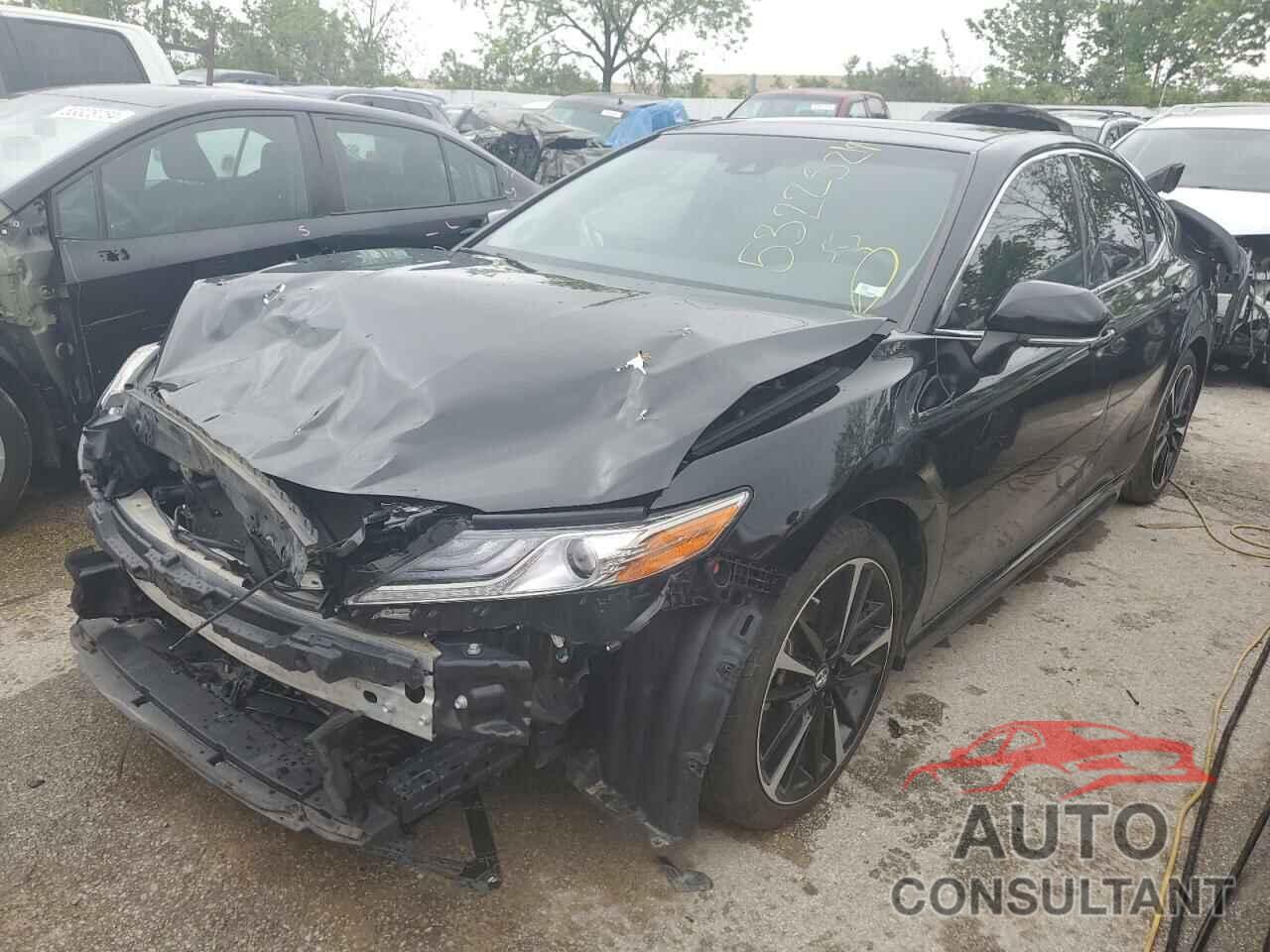 TOYOTA CAMRY 2018 - 4T1B61HK5JU514337