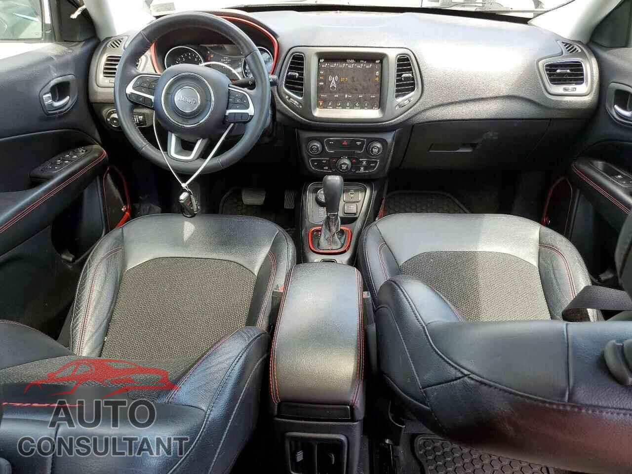 JEEP COMPASS 2017 - 3C4NJDDB8HT689497