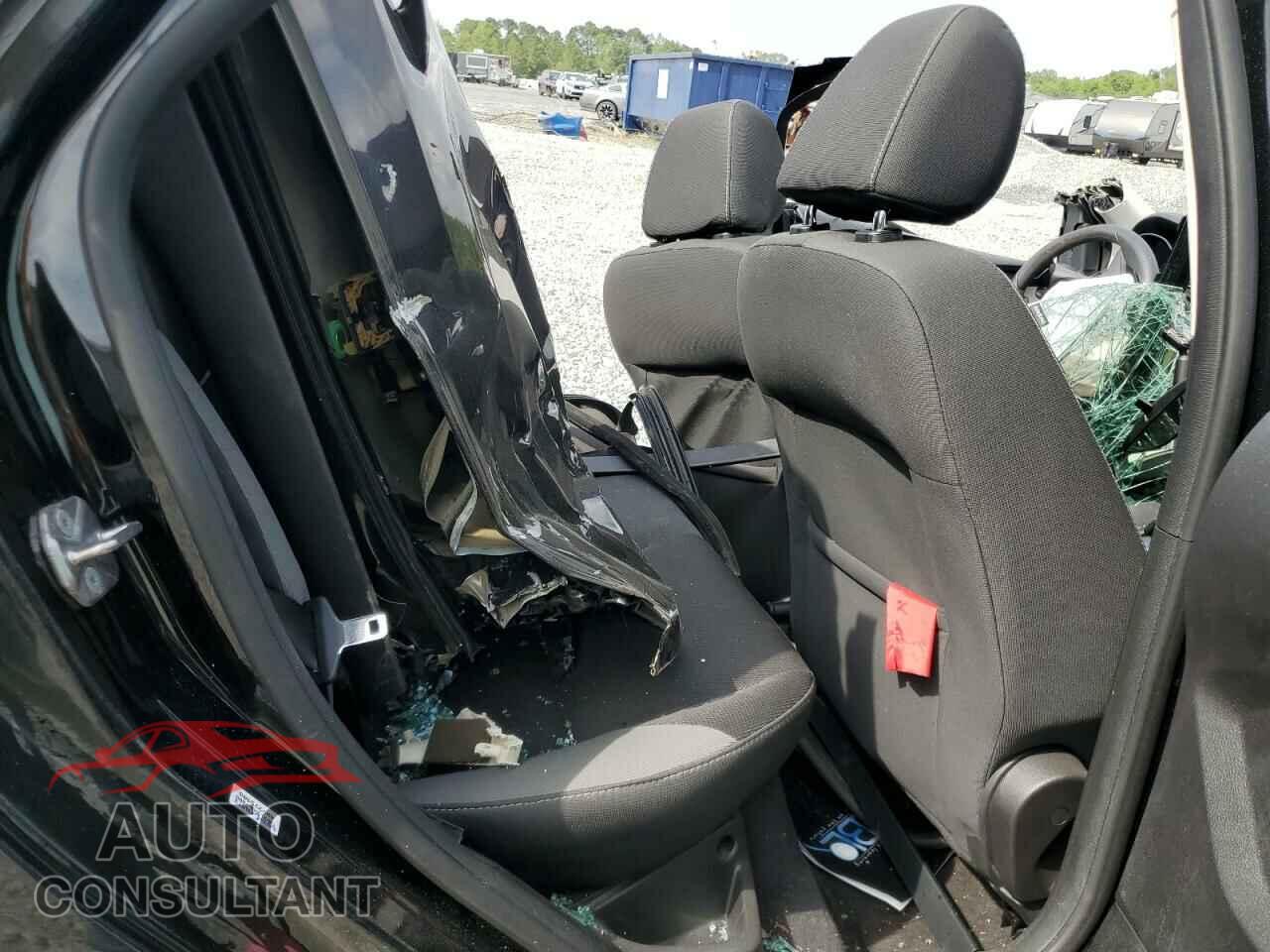 FORD FOCUS 2014 - 1FADP3F29EL463077