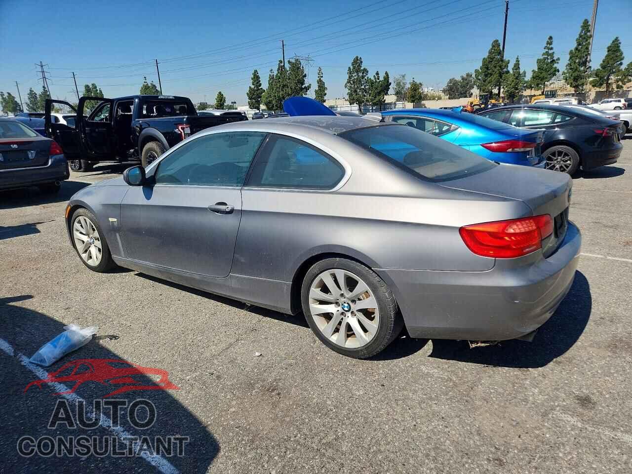 BMW 3 SERIES 2012 - WBAKE5C50CJ106121