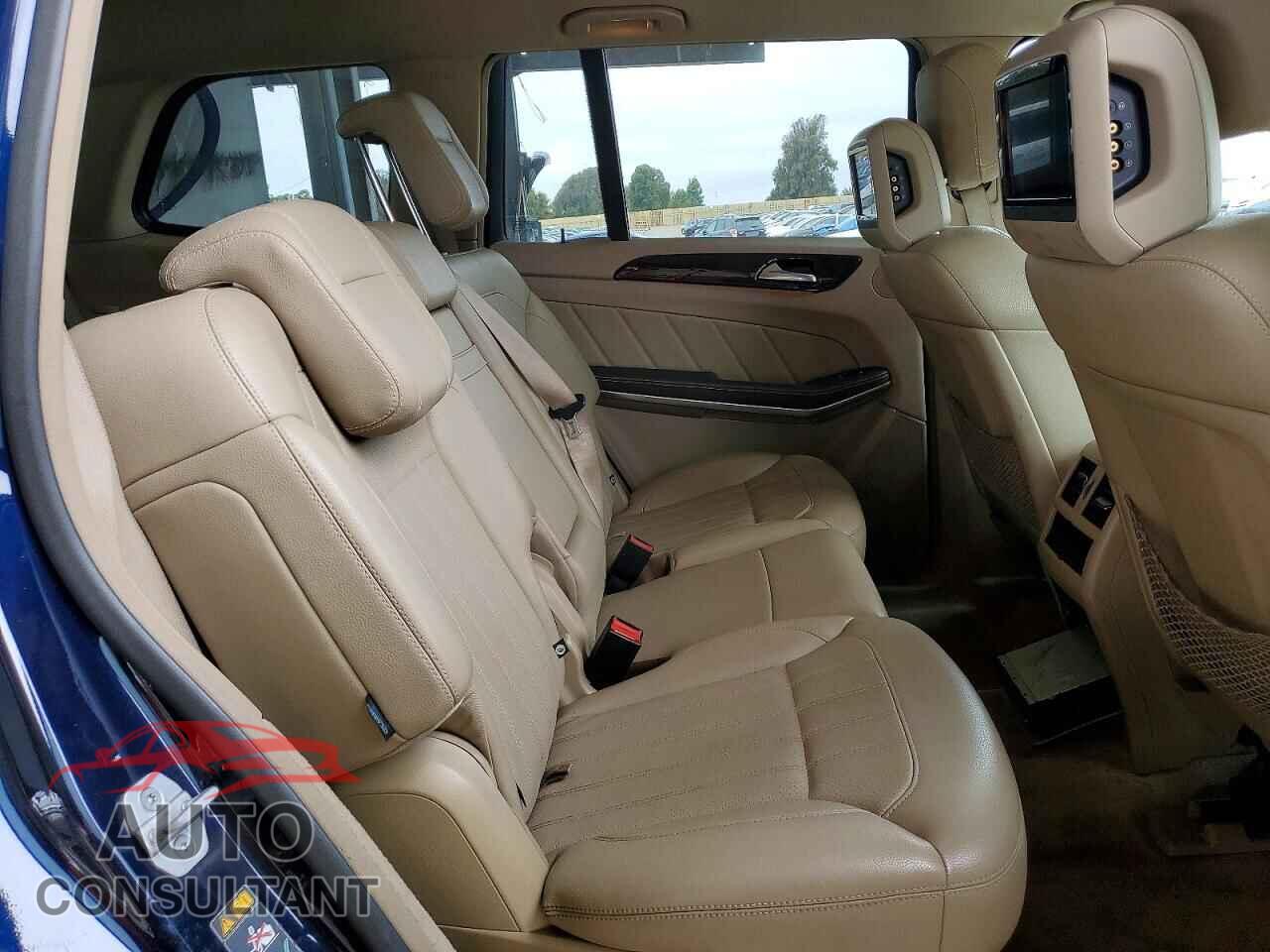 MERCEDES-BENZ GL-CLASS 2014 - 4JGDF7CE1EA270643