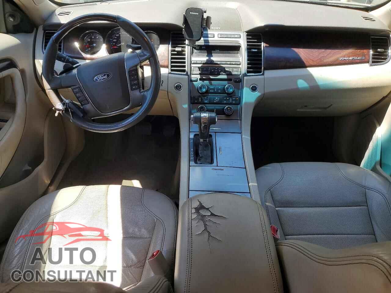 FORD TAURUS 2011 - 1FAHP2FW1BG140385