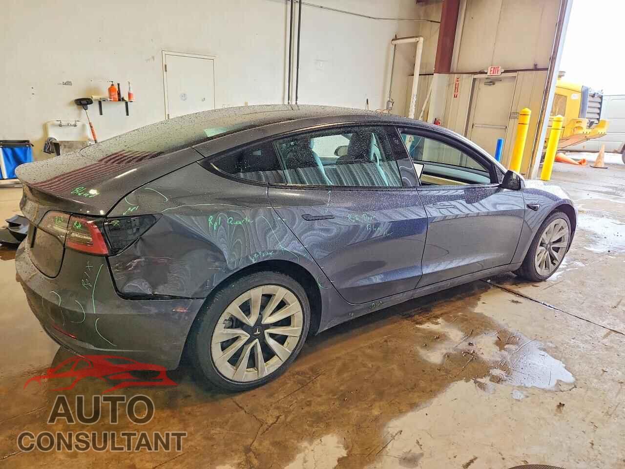 TESLA MODEL 3 2022 - 5YJ3E1EA5NF372111