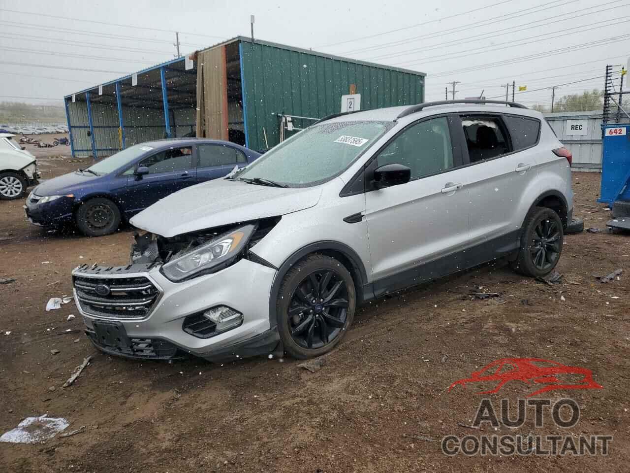 FORD ESCAPE 2019 - 1FMCU9GD0KUA28161