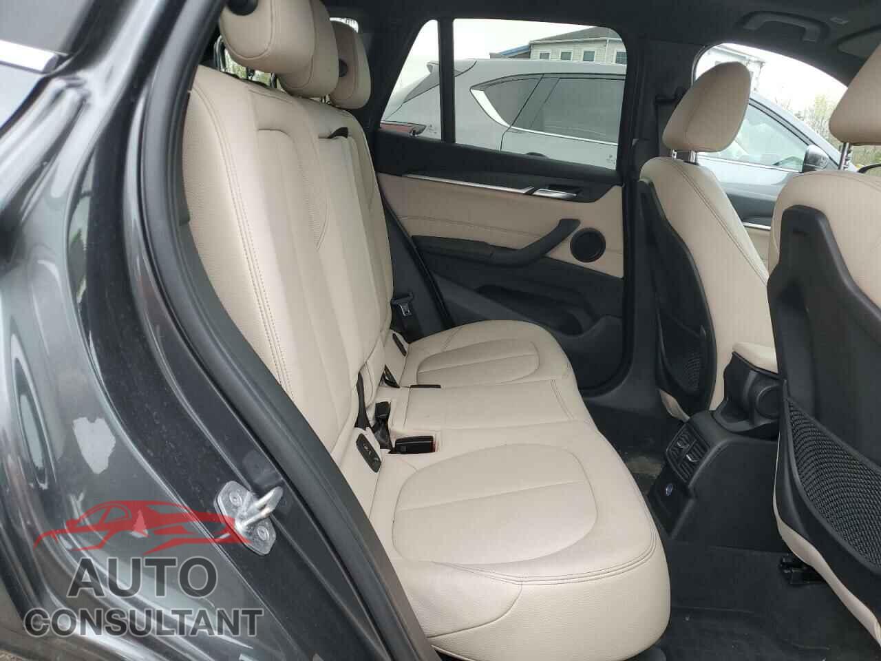 BMW X1 2017 - WBXHT3C37H5F76559