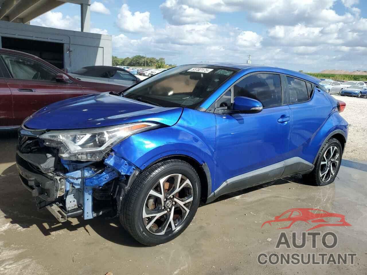TOYOTA C-HR 2018 - NMTKHMBX4JR038413