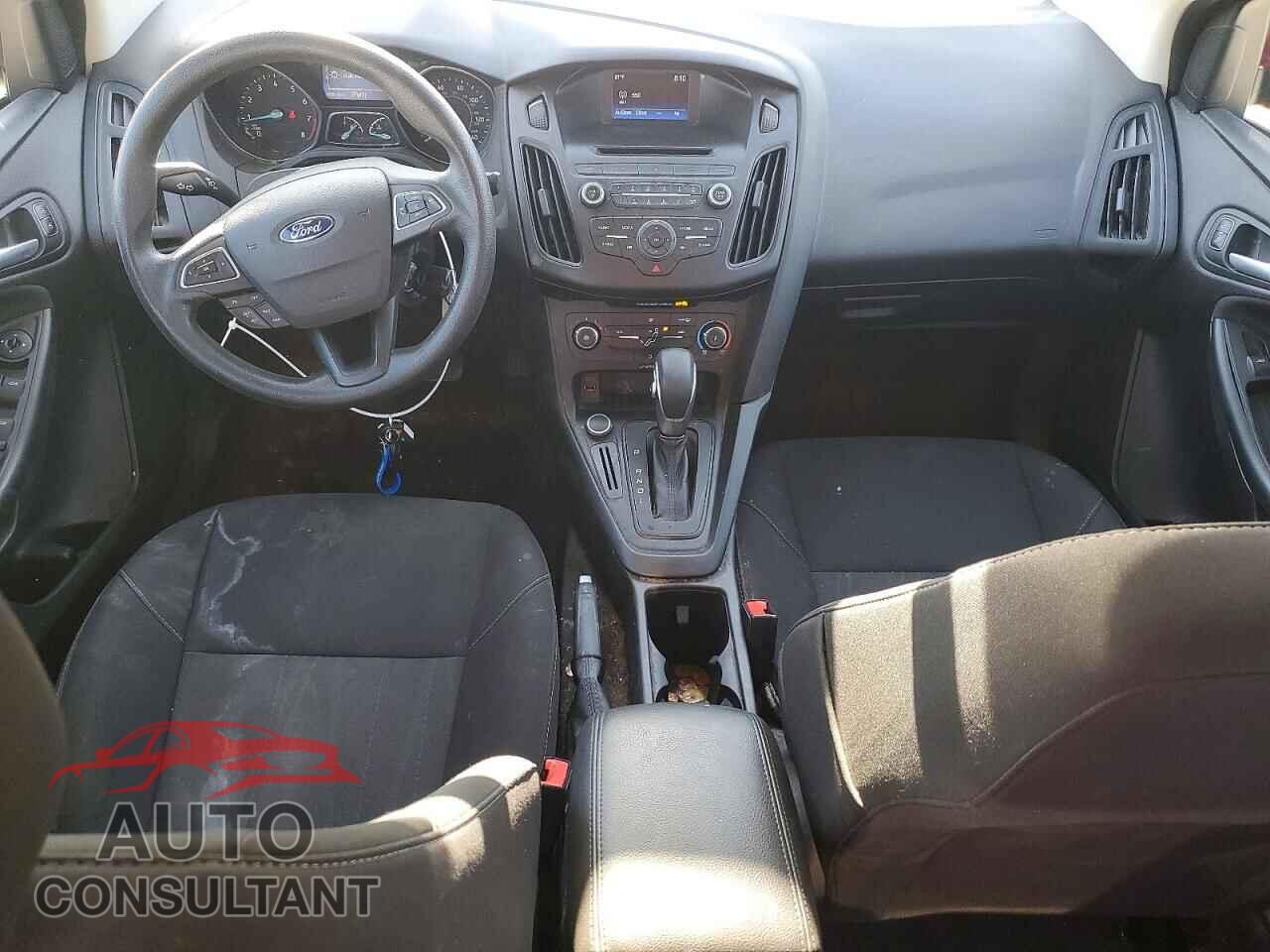 FORD FOCUS 2017 - 1FADP3F25HL209774