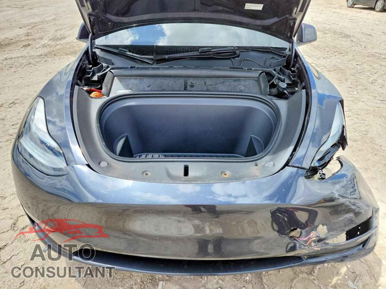 TESLA MODEL Y 2024 - 7SAYGDEDXRF190652