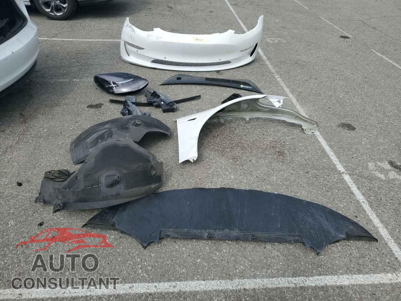 TESLA MODEL 3 2018 - 5YJ3E1EA5JF053673